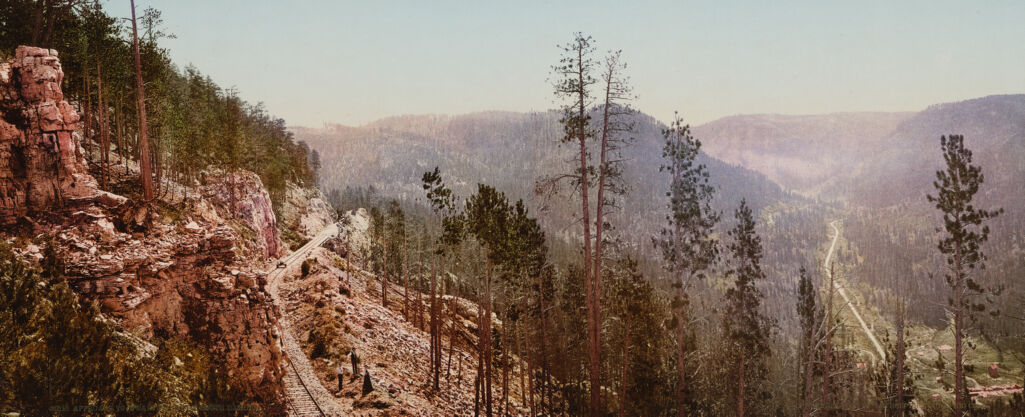 Approach to Spearfish Cañon, South Dakota