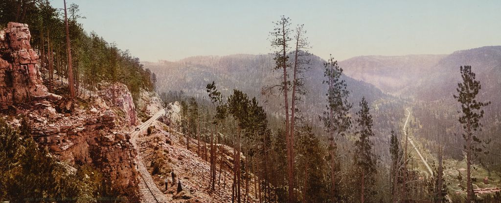 Approach to Spearfish Cañon, South Dakota