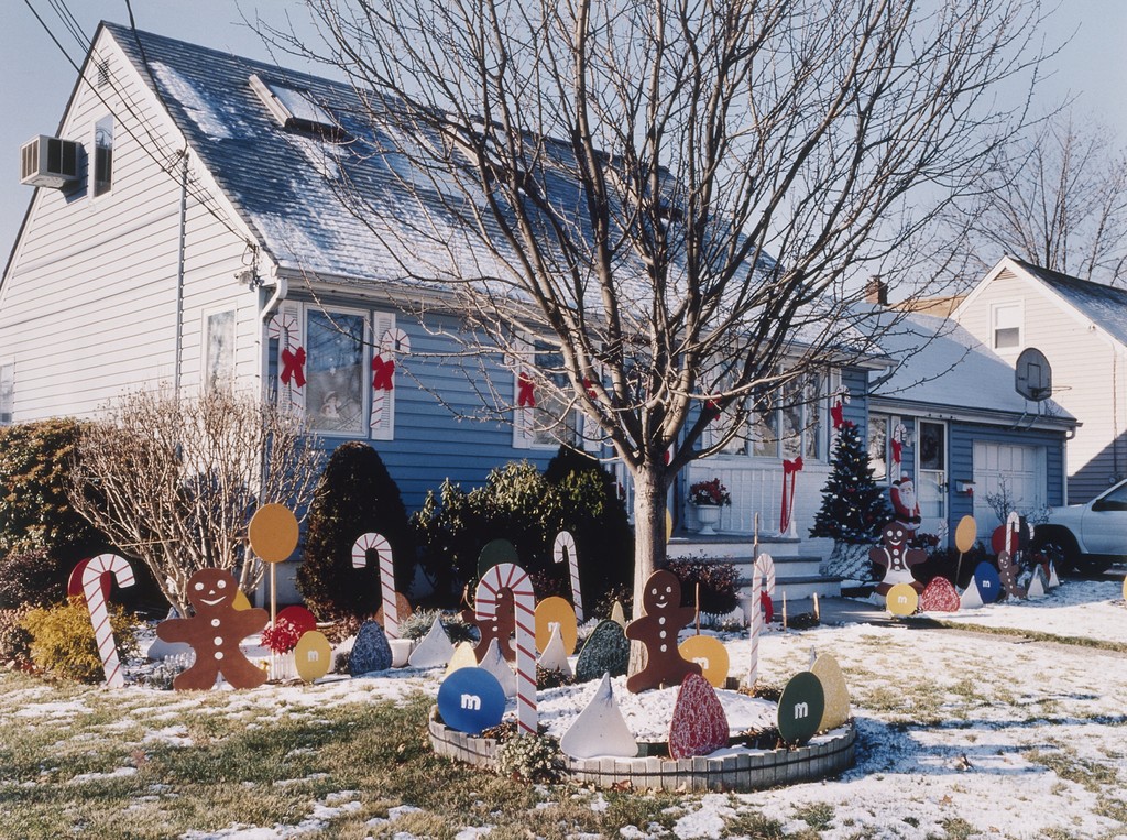 Tom & Marie Eitner’s Candyland, LaSalle Ave., Hasbrouck Heights, New Jersey, December 1998