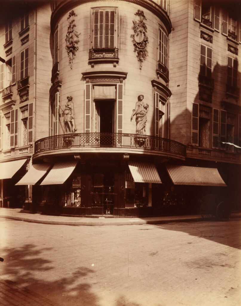 Maison, boulevard de la Madeleine et rue Caumartin