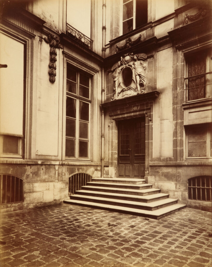 Hotel de Nevers, rue Seguier 18