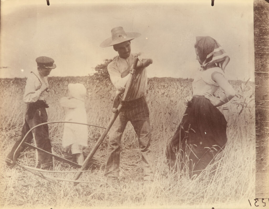 Faucheurs (Couple and Children in Field)