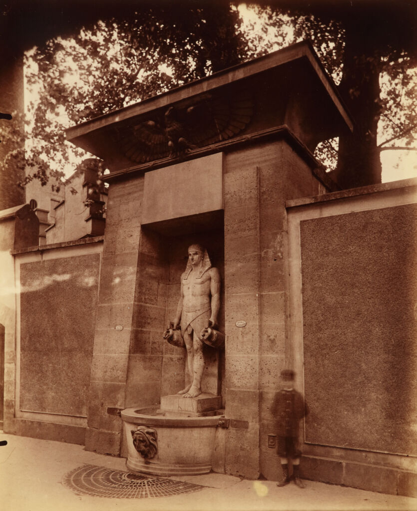 Fontaine, rue de Sevrès