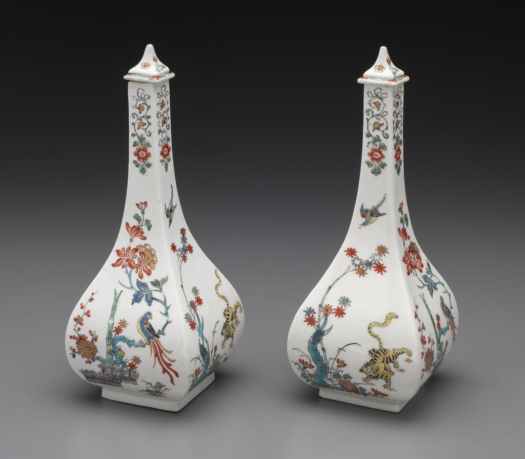 Kakiemon Sake Bottles