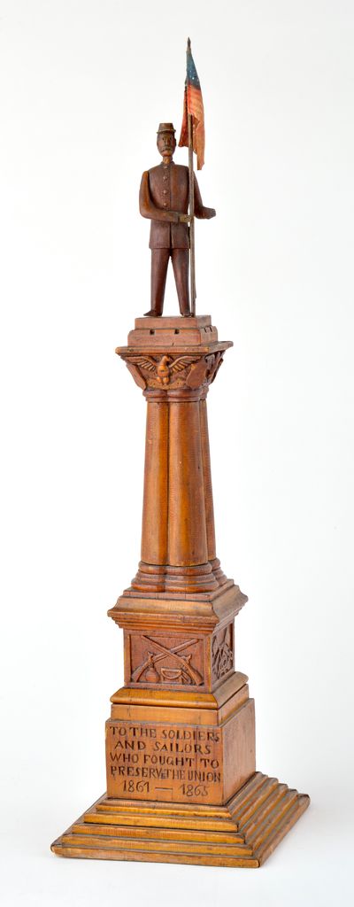 Civil War memorial sculpture depicting Union soldier