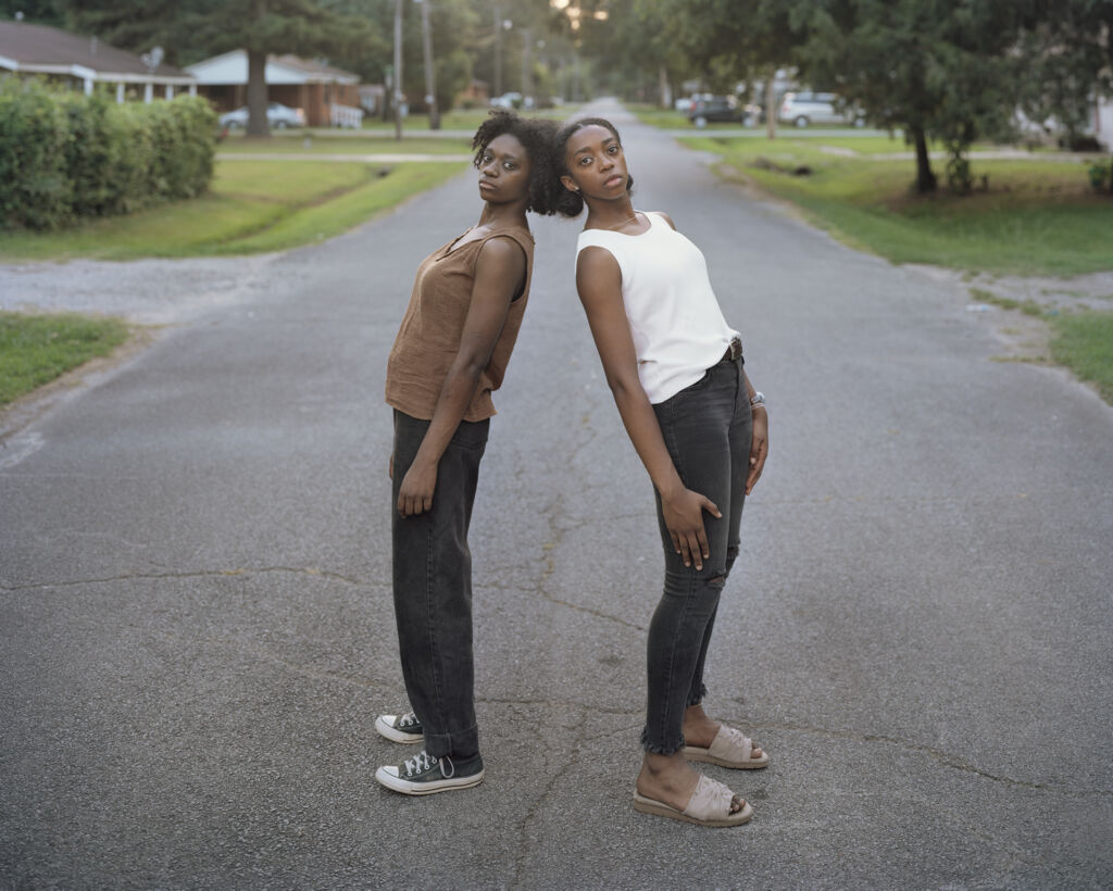 Hailey and Whitney, Right of Way Road, Augusta, Arkansas