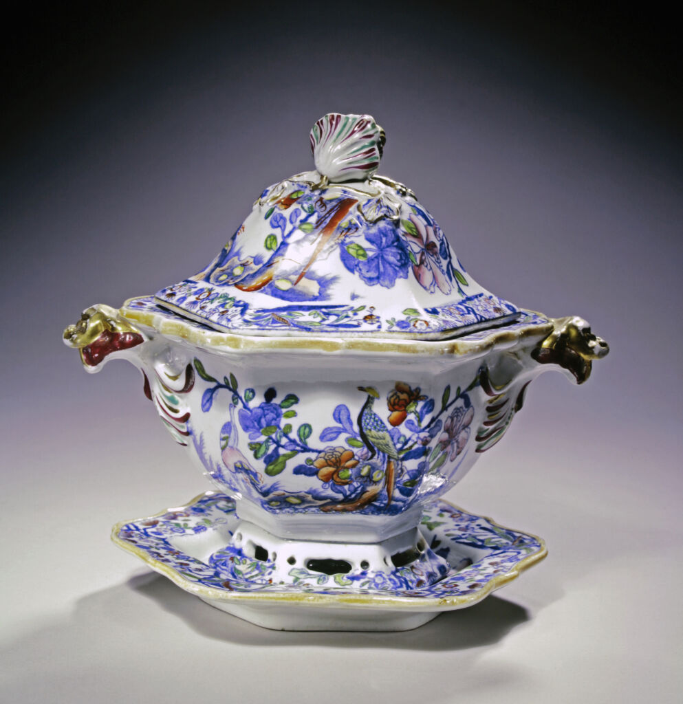 Tureen, Cover, and Tray