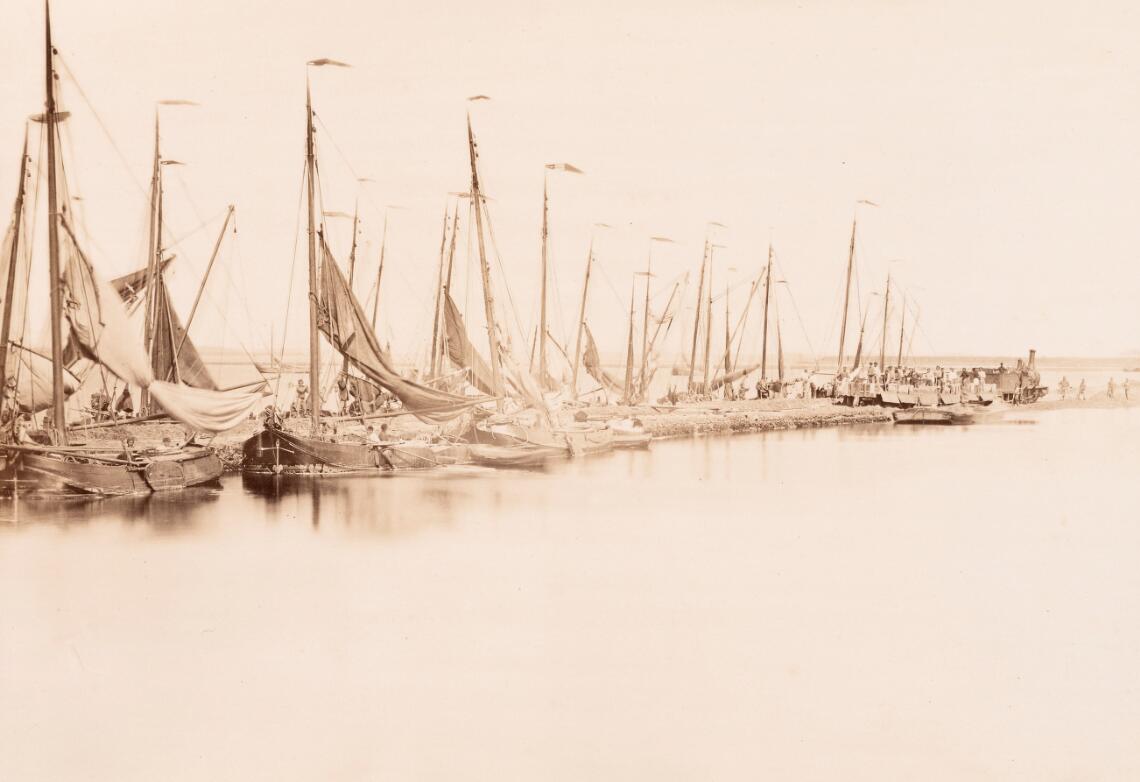Afdaming van het Sloe ten tijde van hoog water. Gezien van de dijk van de Suzanna Polder ten zuiden van de spoorwegas (1871)